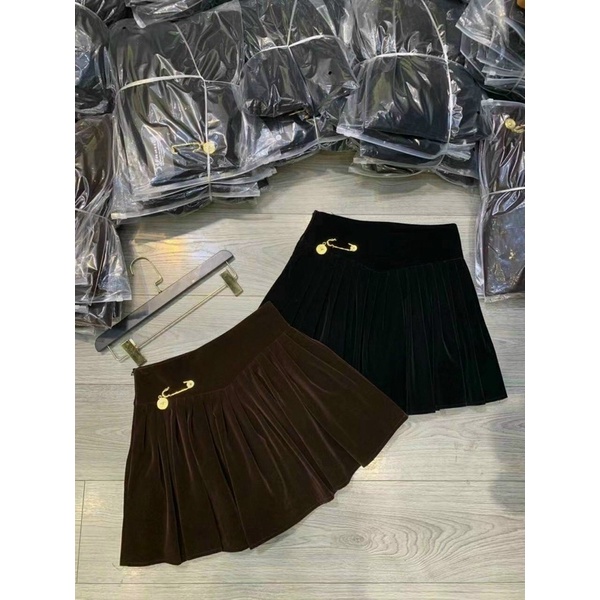 CHÂN VÁY NHUNG XOÈ CẠP CAO CÀI KIM BĂNG MS21799