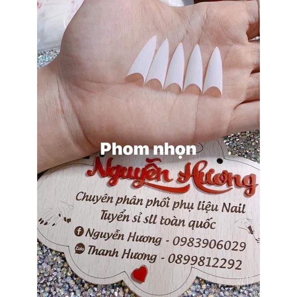 Móng nối fom nhọn
