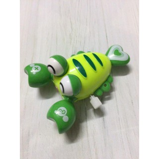 Đồ chơi chạy cót hình chú tôm nhỏ