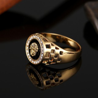 Nhẫn Versace