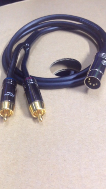 Dây tín hiệu âm thanh MIDI ra 2 av hoa sen rca chuẩn Đức hàng cao cấp. Báo giá 1 dây hoàn thiện như mẫu