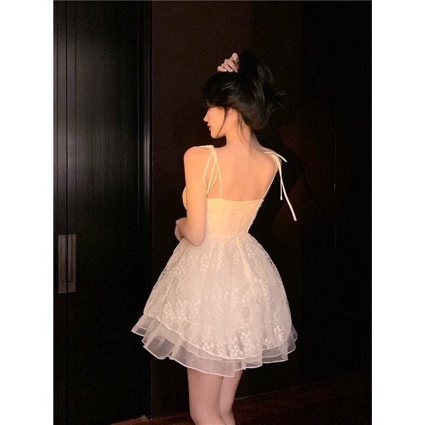 ĐẦM REN HAI DÂY NỮ CÔNG CHÚA CHIẾT EO ULZZANG