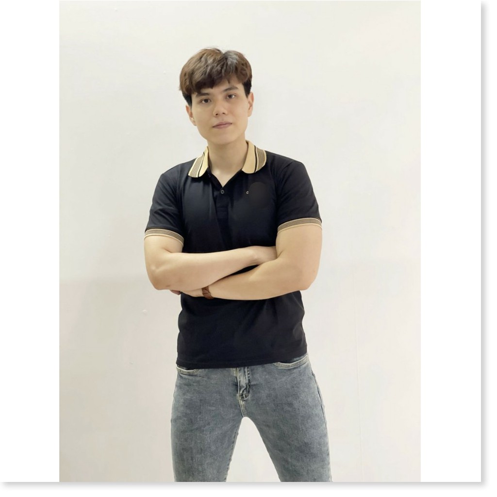 ÁO THUN NAM NỮ,THIẾT KẾ HỌA TIẾT TRƠN NHƯNG KHÔNG KÉM PHẦN SANG TRỌNG,ĐẶC BIỆT LÀ CHẤT LIỆU VÃI THOÁNG MÁT THỜI TRANG MỚ