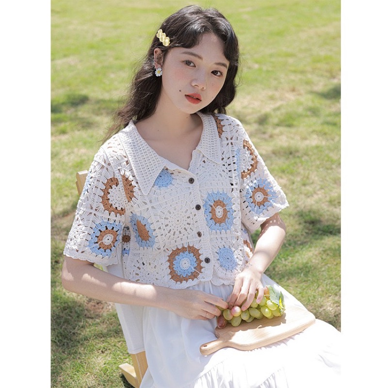 Áo Len Cộc Tay Thêu Hoa