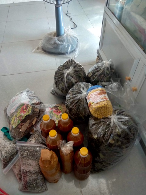 Muối chườm bụng 1kg | BigBuy360 - bigbuy360.vn