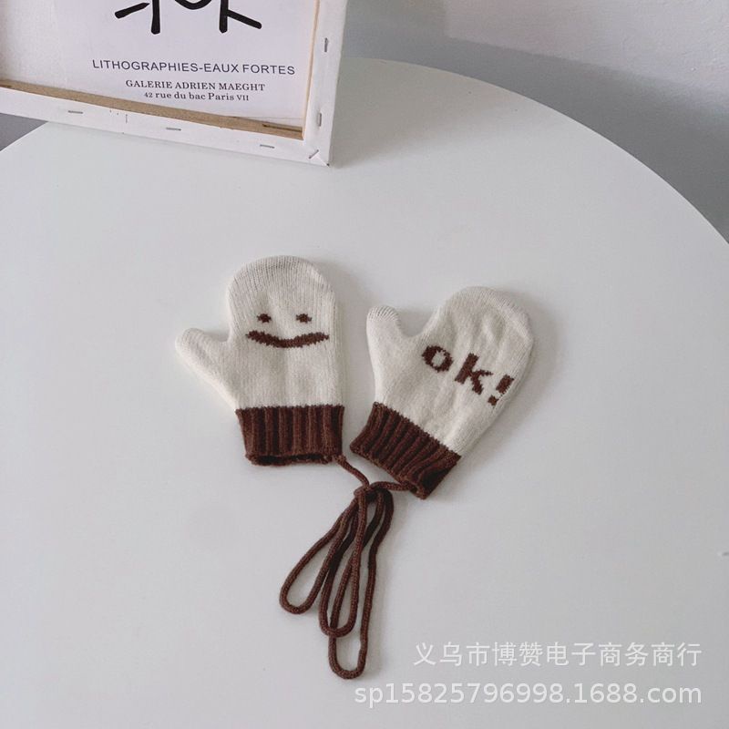 Gang tay len cho bé từ 2-6 tuổi