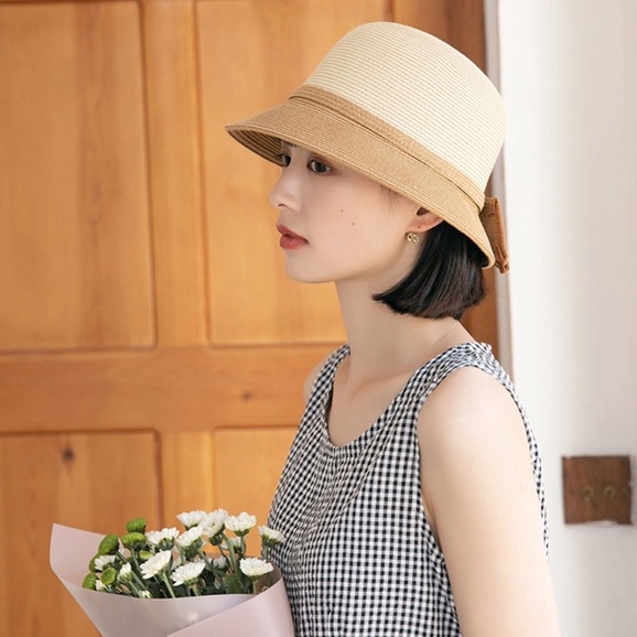 Mũ cói chuông Cloche - pha 2 màu -phụ kiện đai ngọc 2 hoa (đóng hộp)