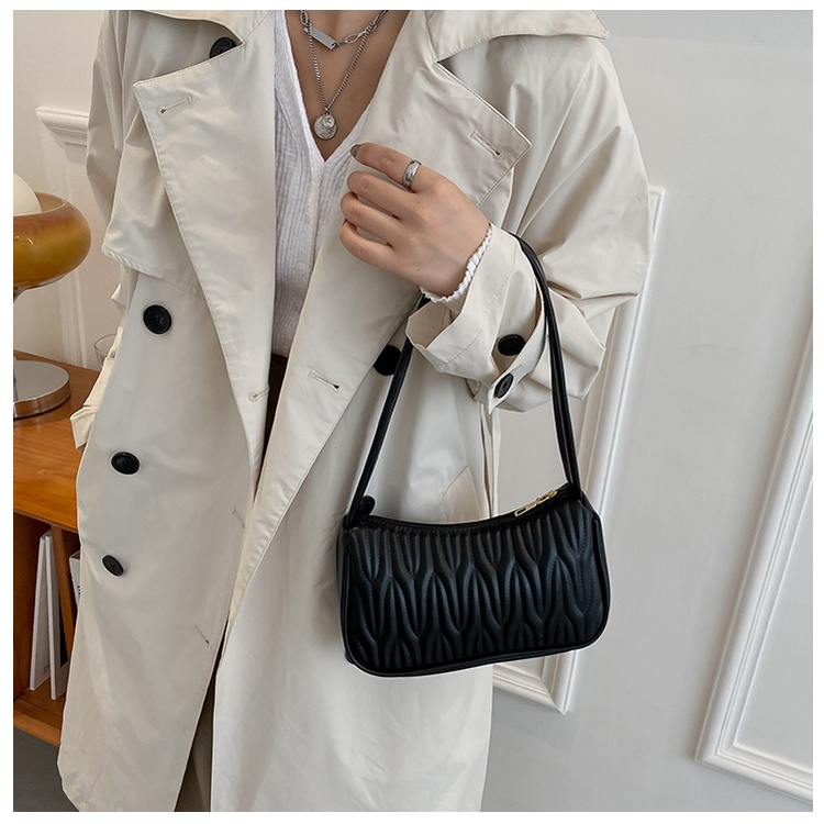 One Túi Xách Đeo Vai Kiểu Vuông Nhỏ Thời Trang Sang Trọng