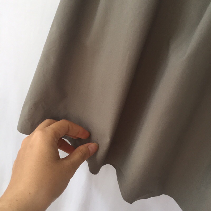 Chân váy Uni Qlo mới cen có túi | BigBuy360 - bigbuy360.vn