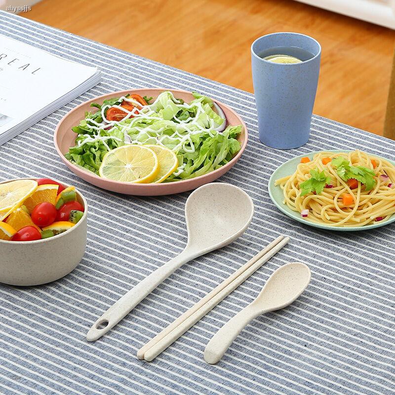 Bộ bát đĩa ăn bằng chất liệu nhựa lúa mạch xinh xắn tiện dụng