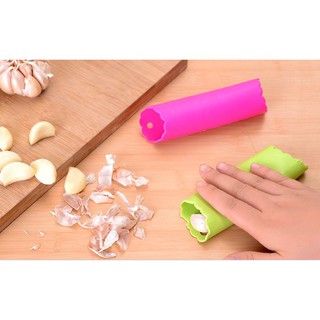 DỤNG CỤ BÓC VỎ TỎI SIÊU NHANH