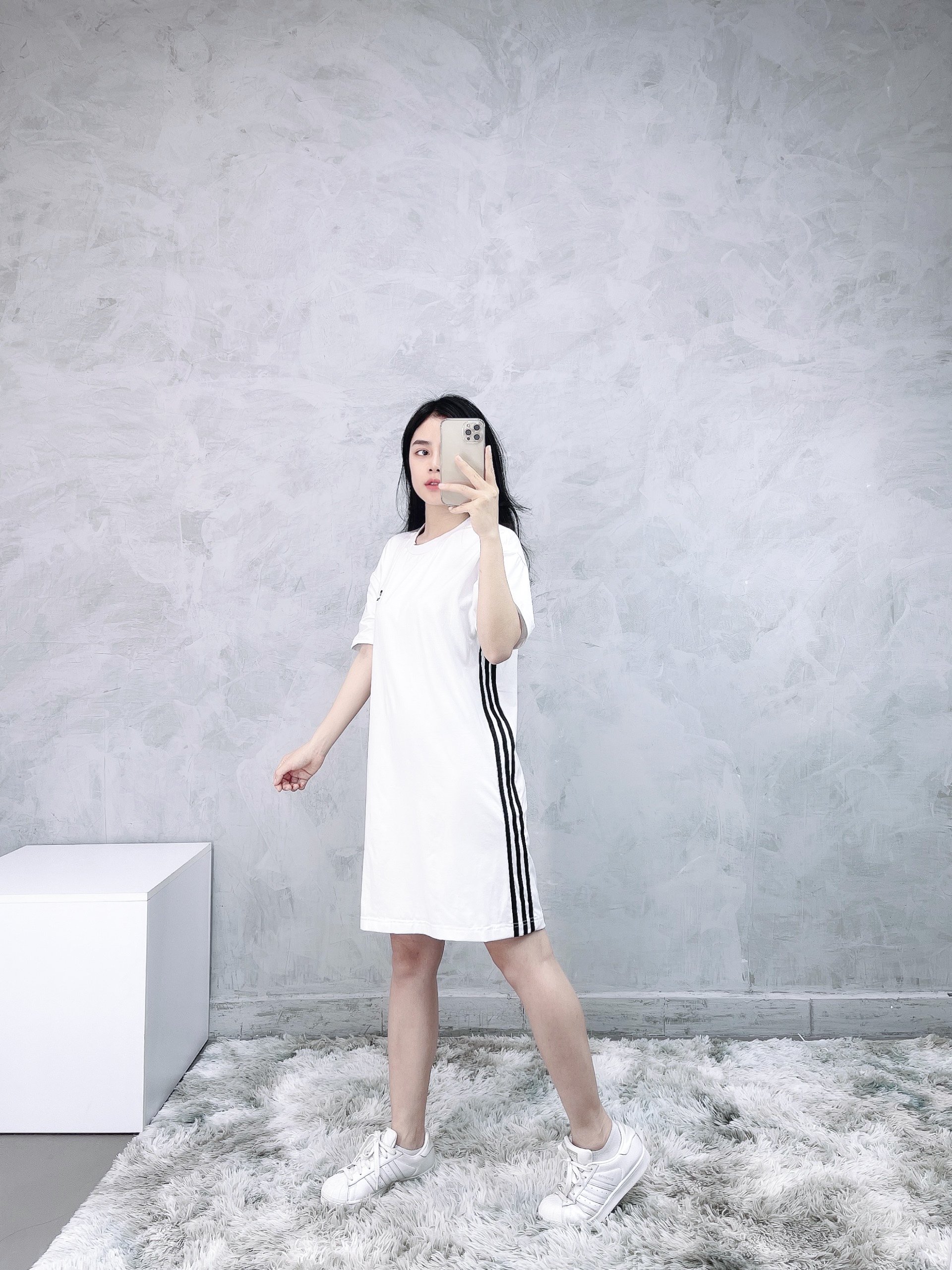 Váy / Đầm trắng 1811 LOCK UP DRESS Made in Cambodia full tag code | BigBuy360 - bigbuy360.vn