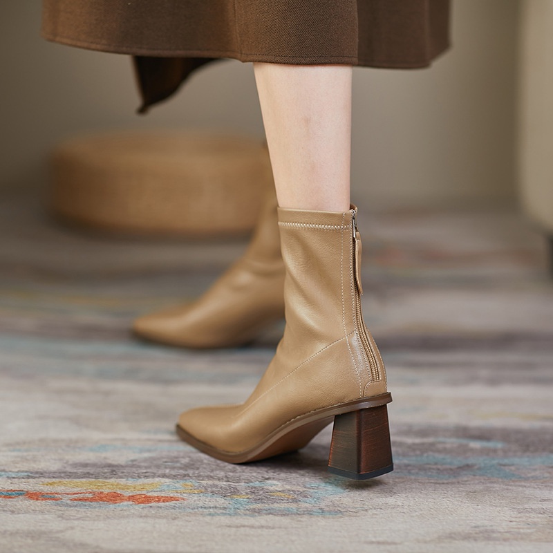 Giày bốt Martin cao gót dày co giãn mỏng màu trơn thời trang mùa thu kiểu Pháp 2021 cho nữ | BigBuy360 - bigbuy360.vn