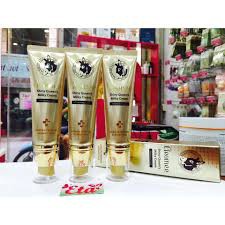 KEM DƯỠNG TINH CHẤT SỮA LỪA BAN NGÀY CLEOMEE SHINY QUEEN’S MILKY CREAM