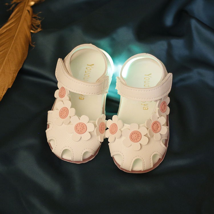 🔥🔥Giày Sandal Đế Mềm Có Đèn Thời Trang Mùa Hè Dành Cho Bé Gái 0-1 - 2-3 Tuổi