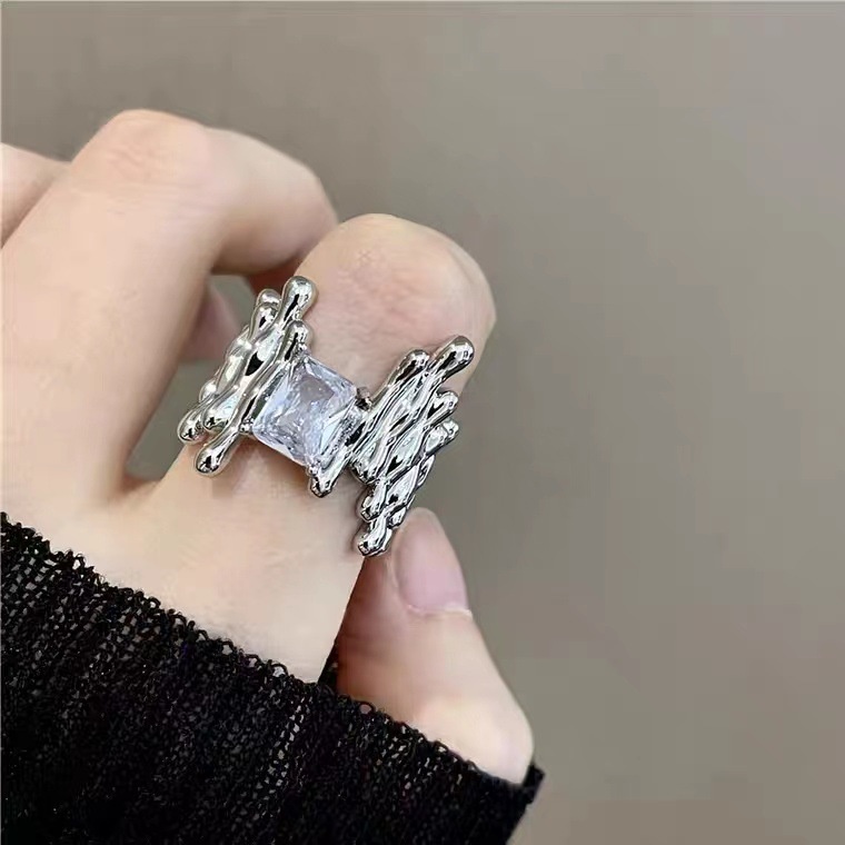 Nhẫn Hở Đính Đá Zircon Phong Cách hip hop Cho Nam Và Nữ