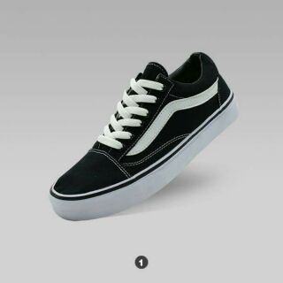VANS OLD SKOOL CLASSIC BLACK/WHITE