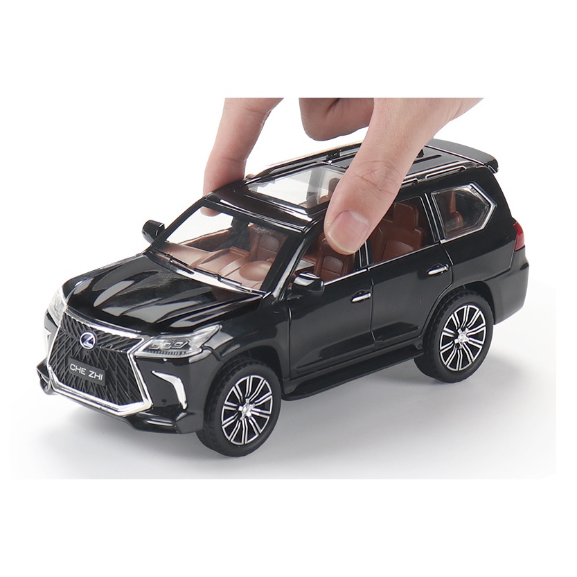 Xe mô hình Lexus LX 570 Sport 1:24 kim loại hãng Chezhi đồ chơi trẻ em o to mini trưng bày có đèn LX570