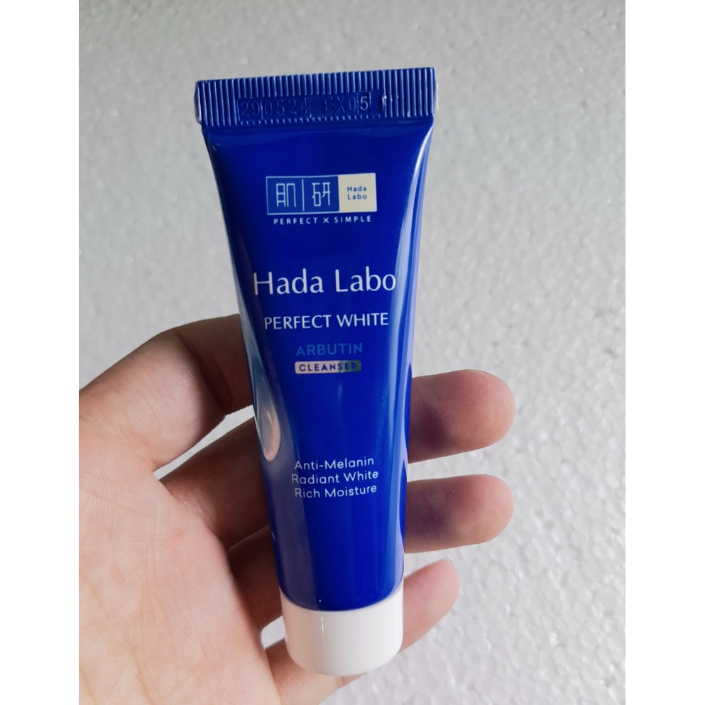 Kem sữa rửa mặt Acnes sáng da sạch sâu se khích lỗ chân lông