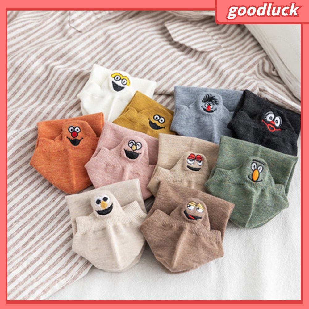 Đôi Tất Cotton Ngắn Hoạ Tiết Thêu Xinh Xắn Cho Nữ