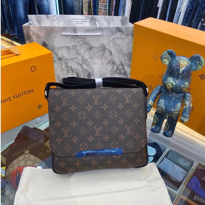 Túi cặp đeo chéo Louis Vuitton Super Distric TC 25x22x8 Fullbox [ Dota ]