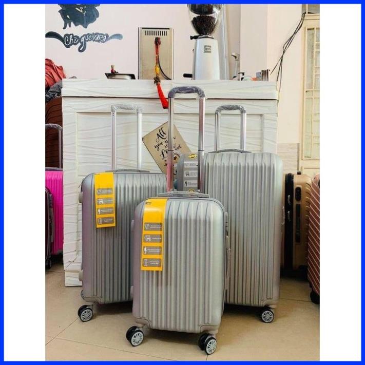 Vali kéo du lịch size 28 inch  CHỐNG VỠ xoay 360 độ, tiện dụng, chống va đập
