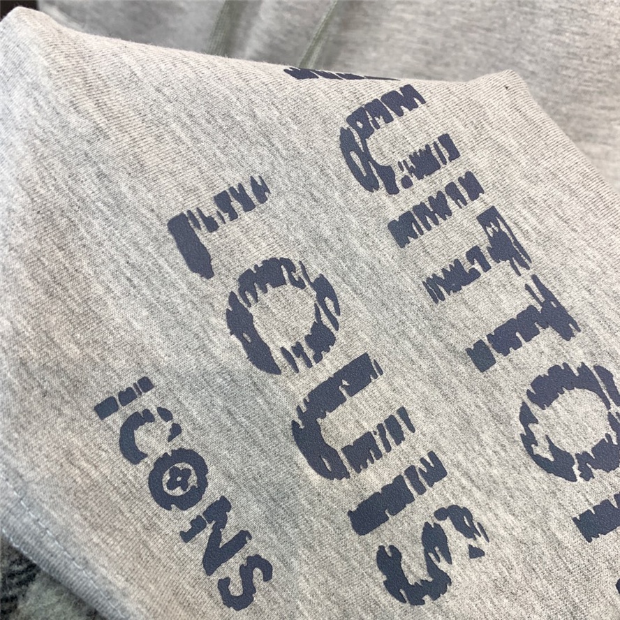 Quần Short Cotton In Chữ Mới Cho Nam L0Uis Vu1tt 2022