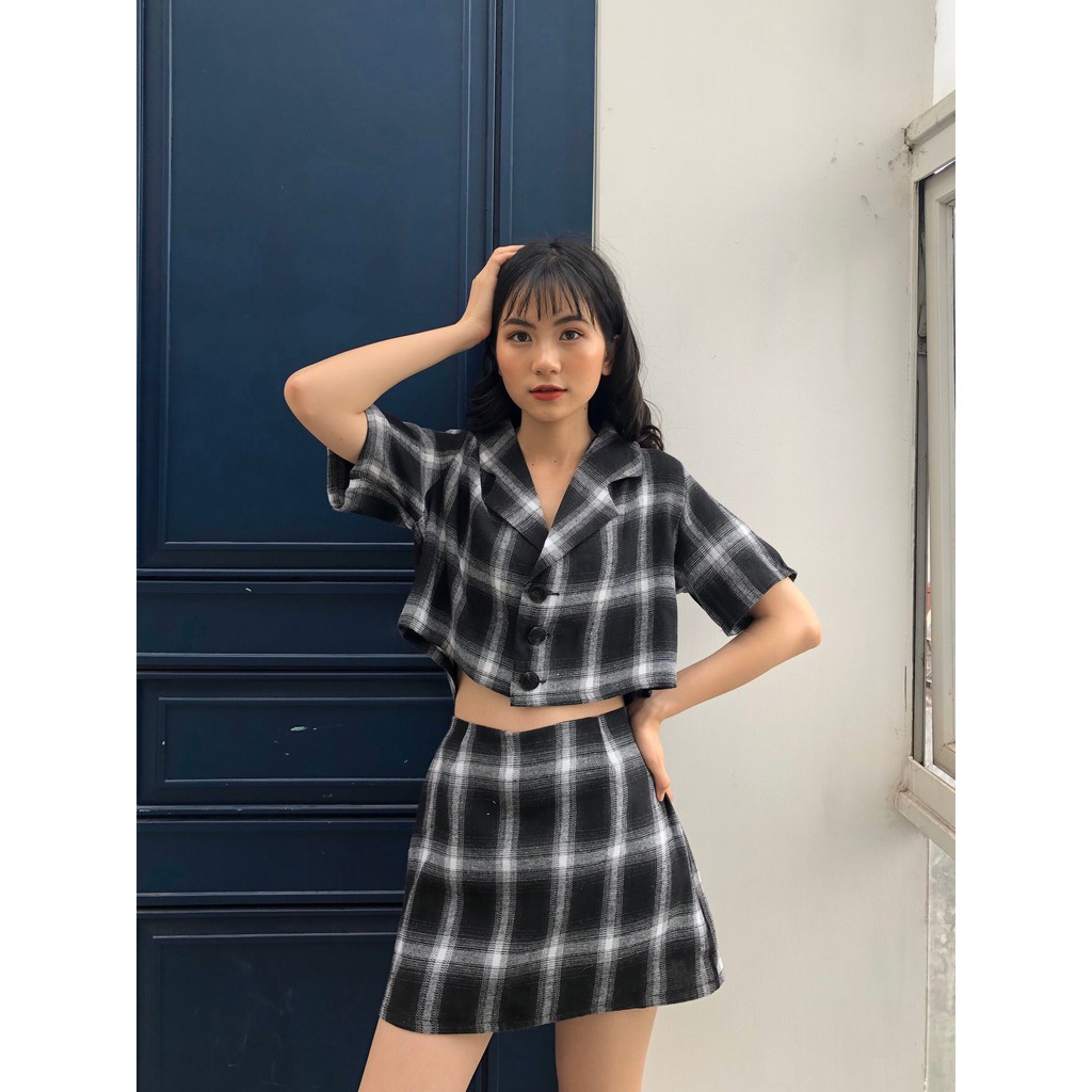 SET VEST CARO ÁO CROPTOP KẺ + CHÂN VÁY CARO CHỮ A QUẢNG CHÂU L1
