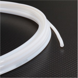 ống Teflon 5x8 (1 mét )