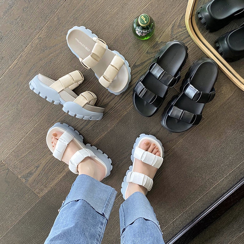 Dép Sandal Đi Biển Đế Dày Phong Cách Mới
