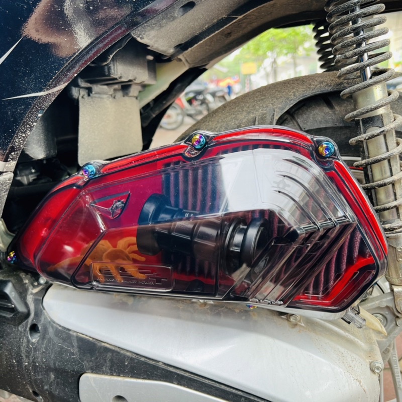 ốc titanium gr5 5 li xoắn đầu salaya(giá 1 con lắp dàn áo xe yamaha(bầu lọc gió honda)
