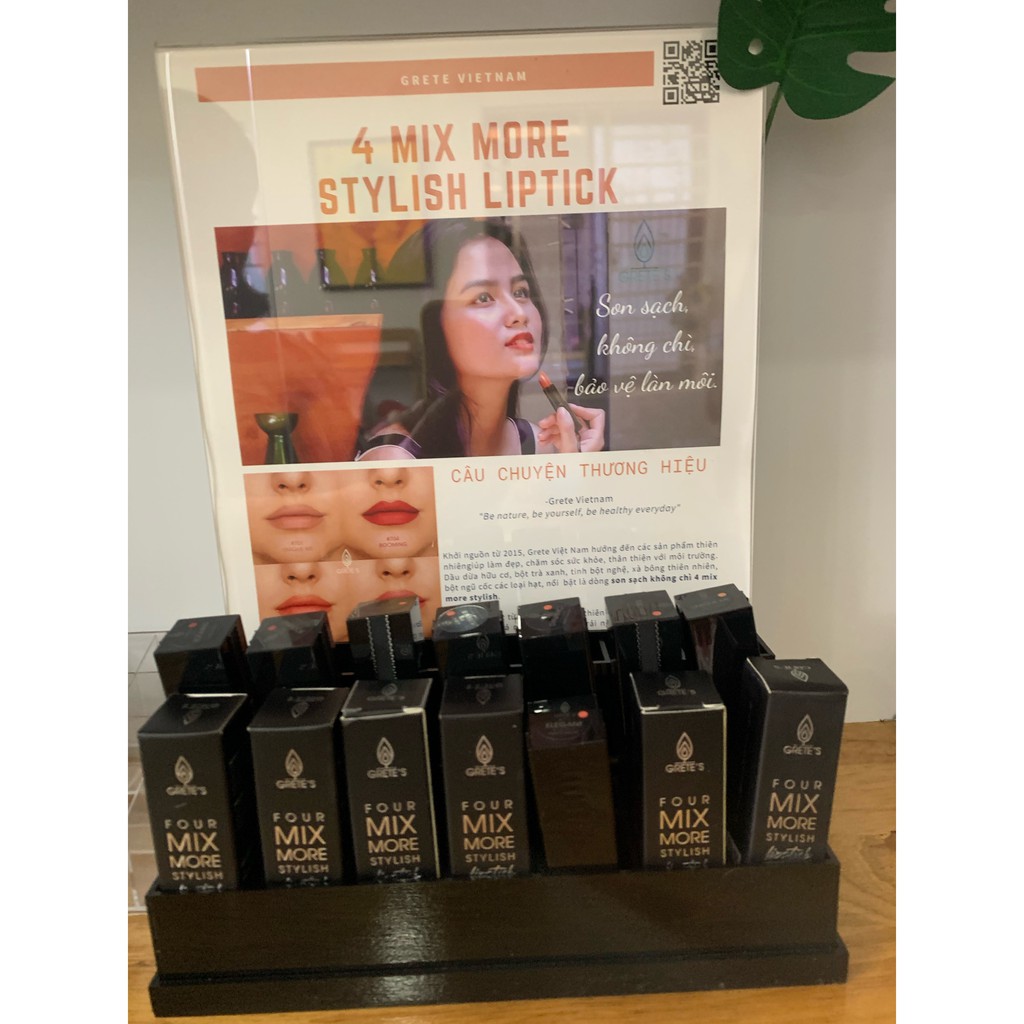 Kệ trưng bày giới thiệu son khổ A4