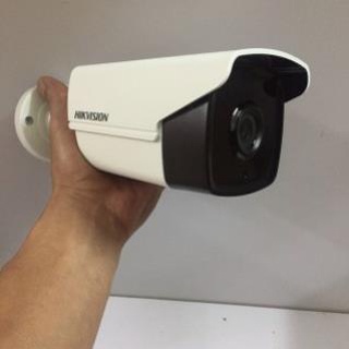Camera thân trụ 2mp hikvision ds-2ce17d0t-it5
