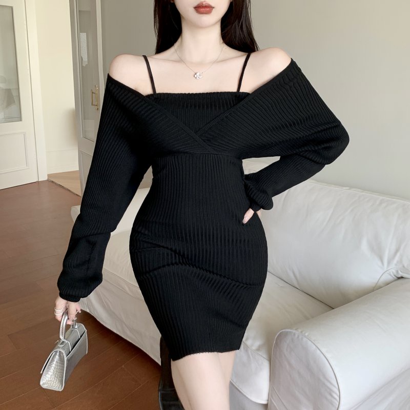 Đầm hở vai thiết kế hai dây cổ chữ V kiểu dáng mỏng phong cách Trung Quốc với eo ôm sát thời trang cá tính cho nữ