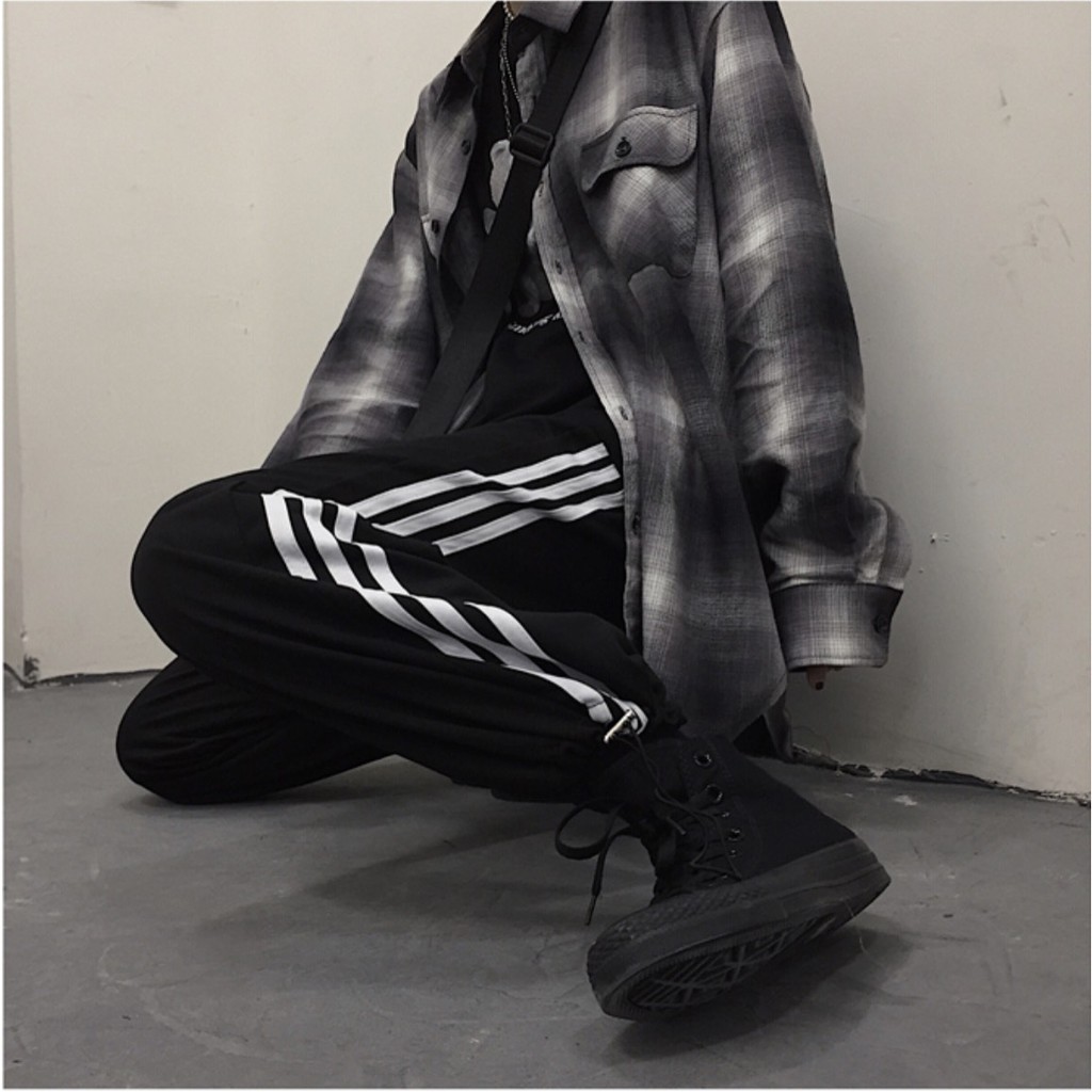 Quần ống rộng unisex ONEZ jogger thể thao bó chun OQ2 | BigBuy360 - bigbuy360.vn