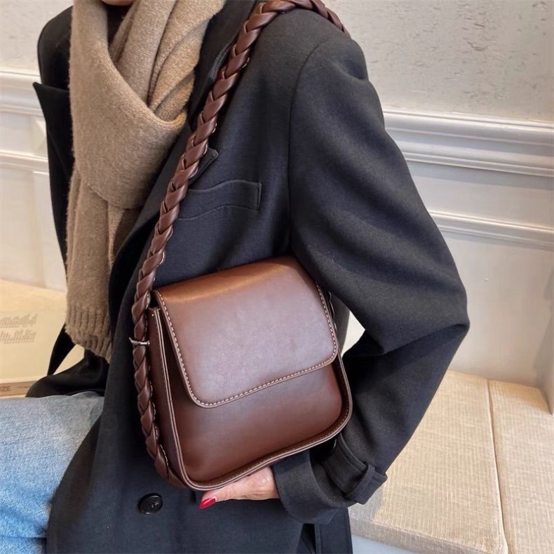 0Túi đeo vai kẹp nách, túi đeo chéo nữ dây đan dễ thương đi chơi phong cách Hàn Quốc