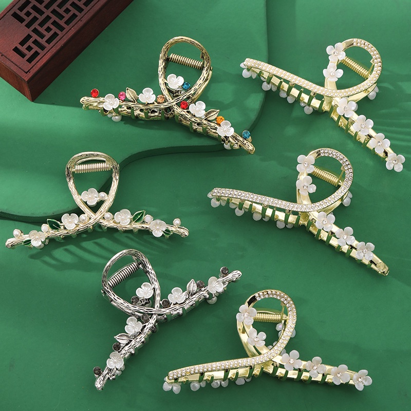 Kẹp Tóc Kim Loại Hình Cá Mập Đính Hoa Lớn