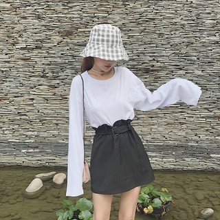 Chân váy đen kèm belt