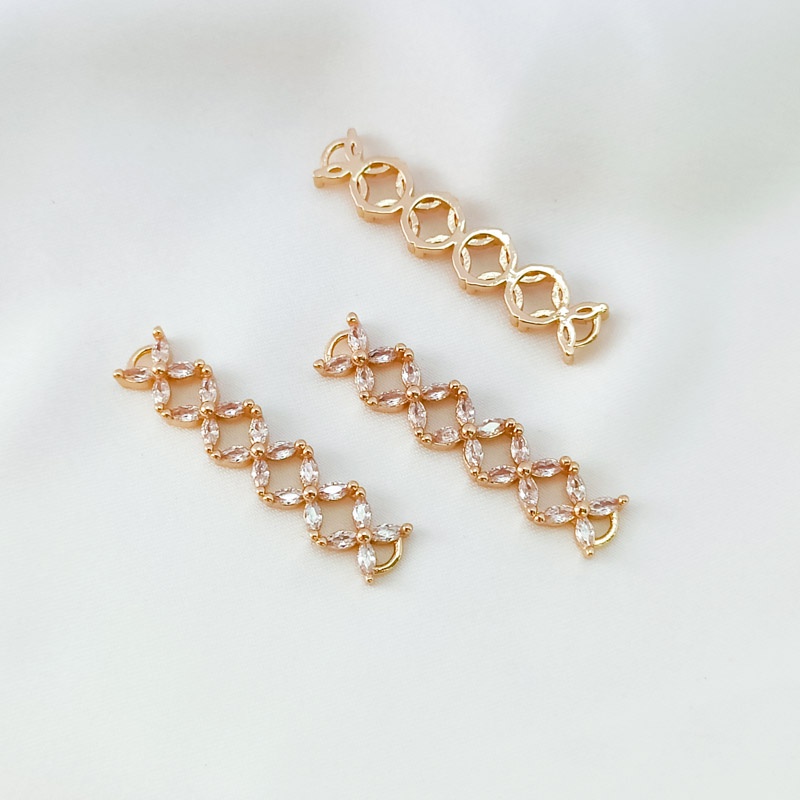 Mặt Dây Chuyền Hình Cỏ Bốn Lá Mạ Vàng 14K Đính Đá Zircon Màu Sắc Tự Làm