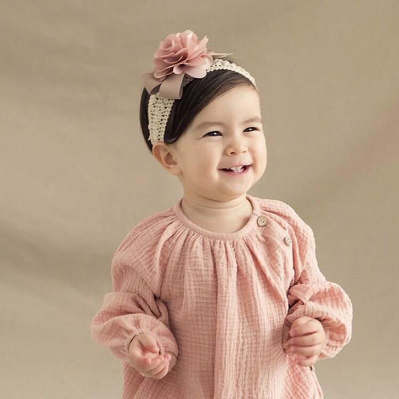 Băng đô quấn đầu đính hoa cho bé gái