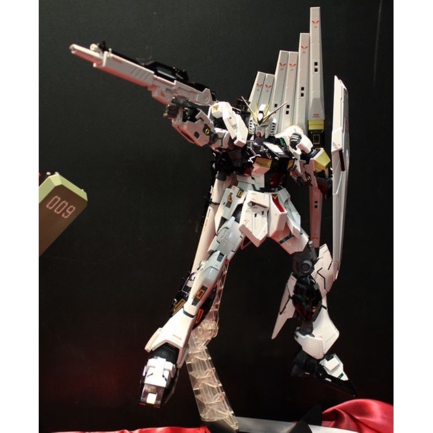 Mô hình lắp ráp Gunpla - BANDAI - MG 1/100 RX-93 Nu Gundam Ver.Ka Titanium Finish