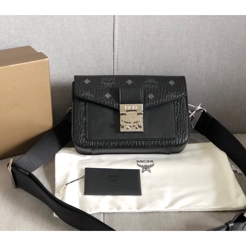 Túi đeo chéo cho nam và nữ MCM da thật cao cấp