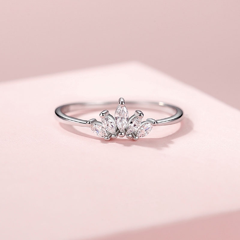 Nhẫn Bạc Vương Miện Công Chúa Khảm Đá Lấp Lánh Xinh Xắn N2653 Bảo Ngọc Jewelry