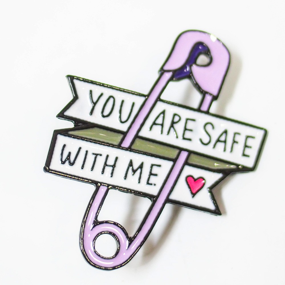 Ghim cài áo Enamel Pin STICKER FACTORY - Chủ đề  - Chủ đề Safety Pin - kích thước 4.4x3.8cm