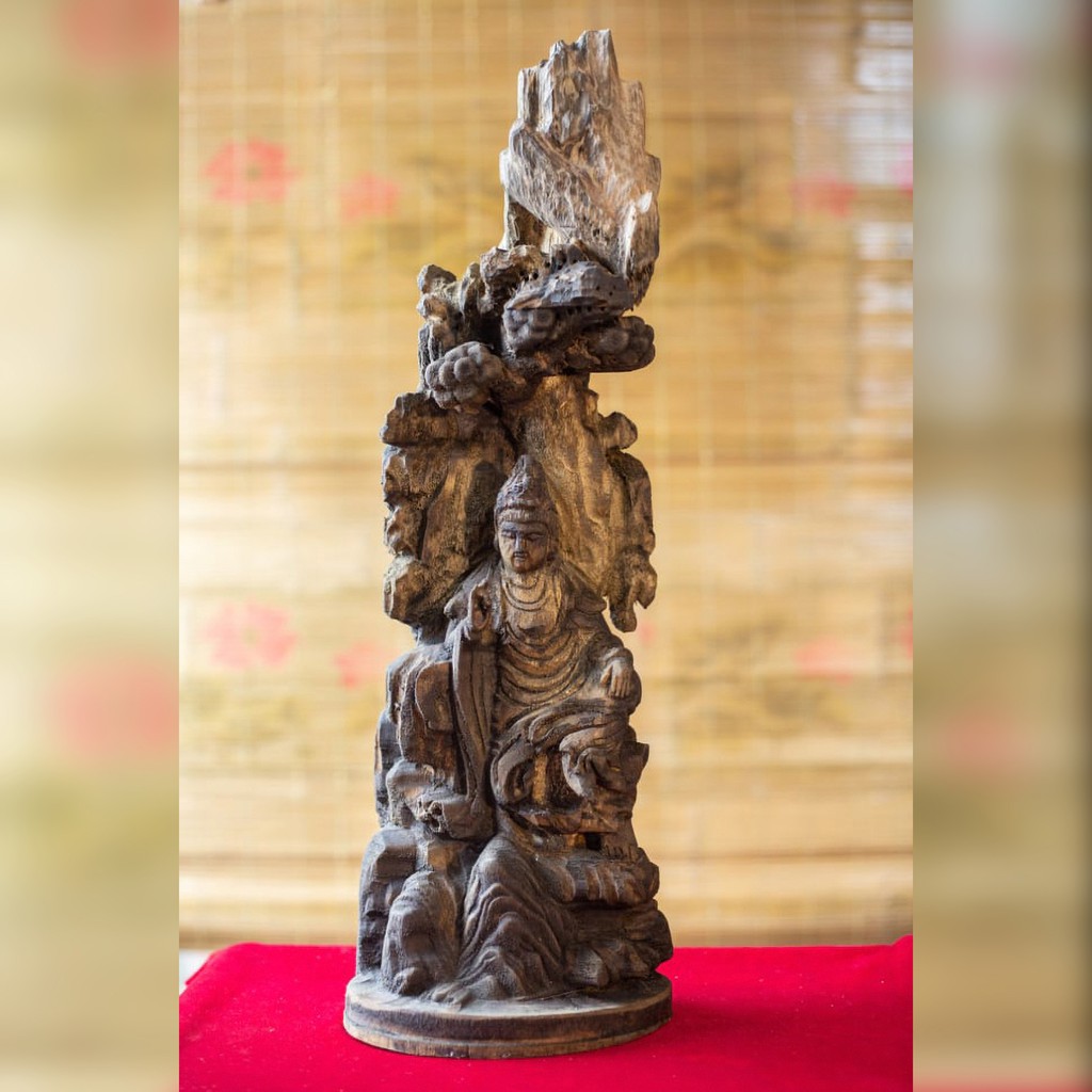 Tượng Phật Bà bên cành tùng [Tượng Trầm] [Trầm Hương Búp Sen]