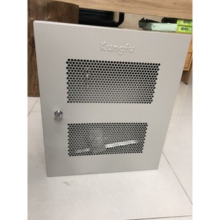 Tủ đựng đầu ghi camera có ổ khóa