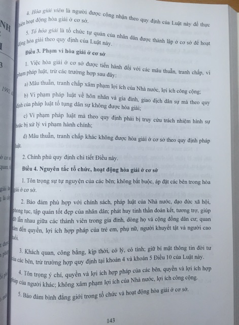 Sách: Hòa giải trong giải quyết tranh chấp đất đai ở Việt Nam hiện nay | BigBuy360 - bigbuy360.vn