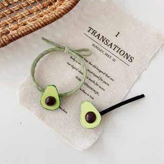 kẹp tóc hình trái bơ ( 1 cặp ), trái dâu (1 cặp ), hoa cúc trắng (1 cái )