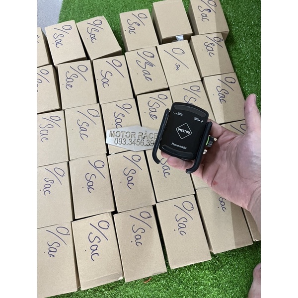 Giá đỡ điện thoại smartphone trên ghidong xe máy, motor