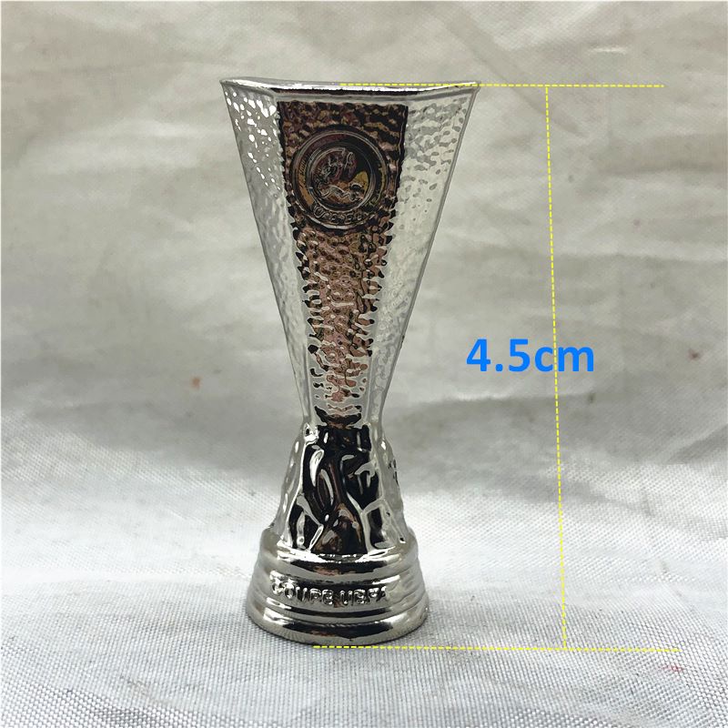 Quả Bóng Đá Kim Loại 4.5cm UEFA Europa League Champion Chuyên Dụng